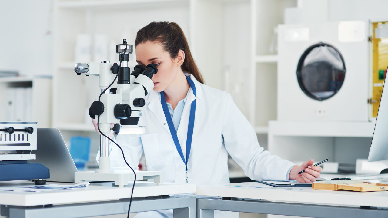 ERP farmaceutico: come governare processi, qualità e compliance in un settore ad alta regolamentazione